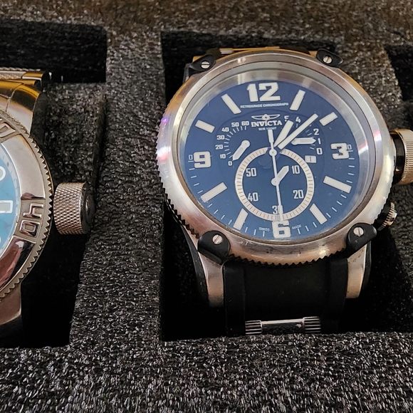 Invicta watch set with 3 slot travel case - Picture 4 of 6